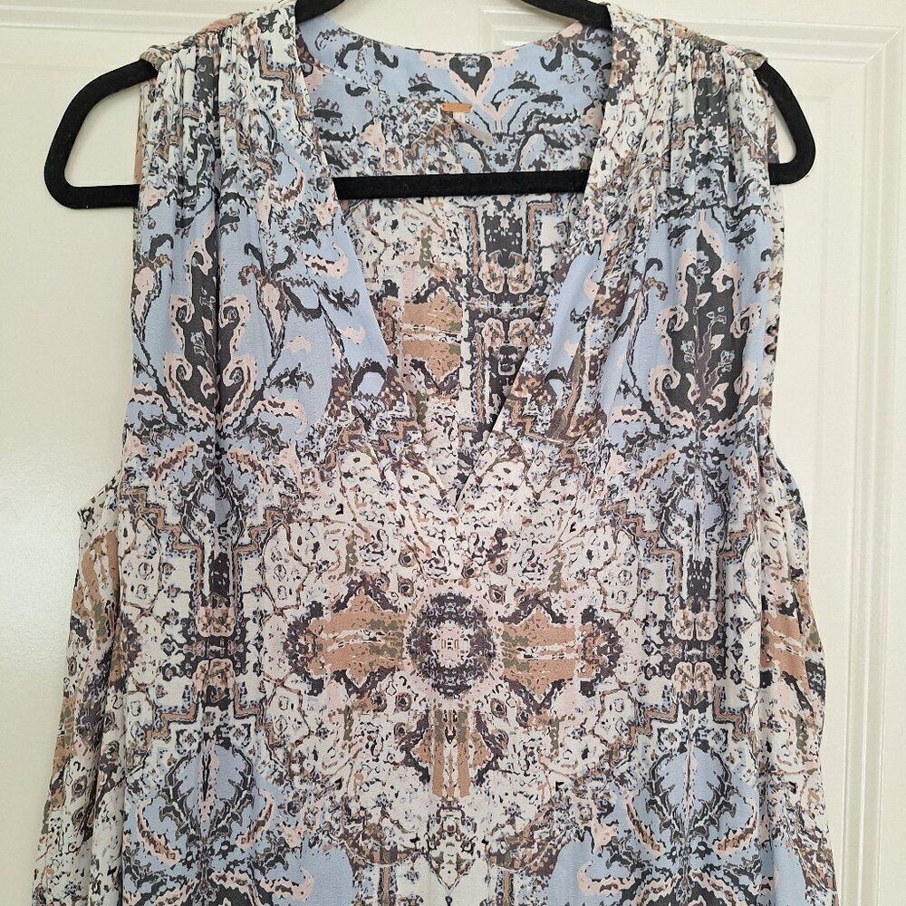 Free People Blue Brown classic top...size S/P
